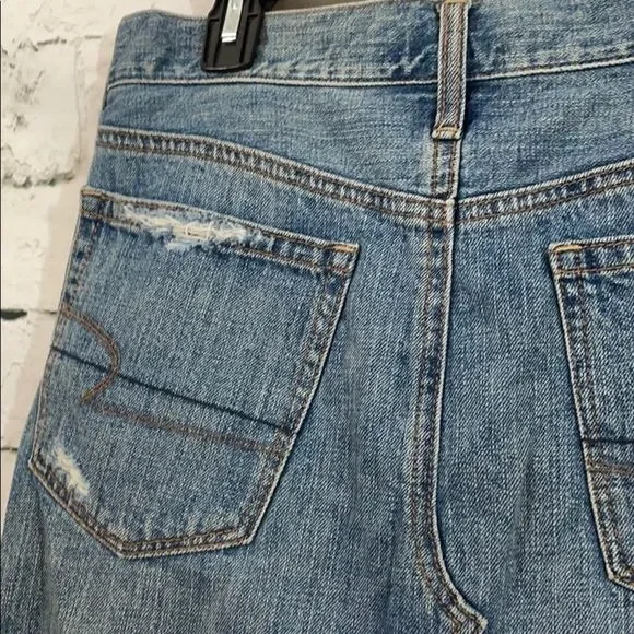 American Eagle distressed denim mini skirt - Picture 7 of 9